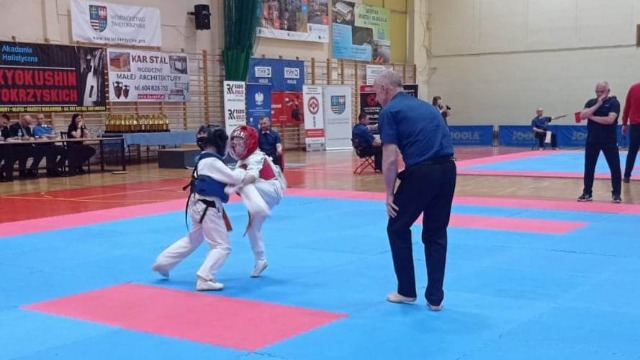 Sukces naszego ucznia Igora Boduszka w turnieju karate - Obrazek 2