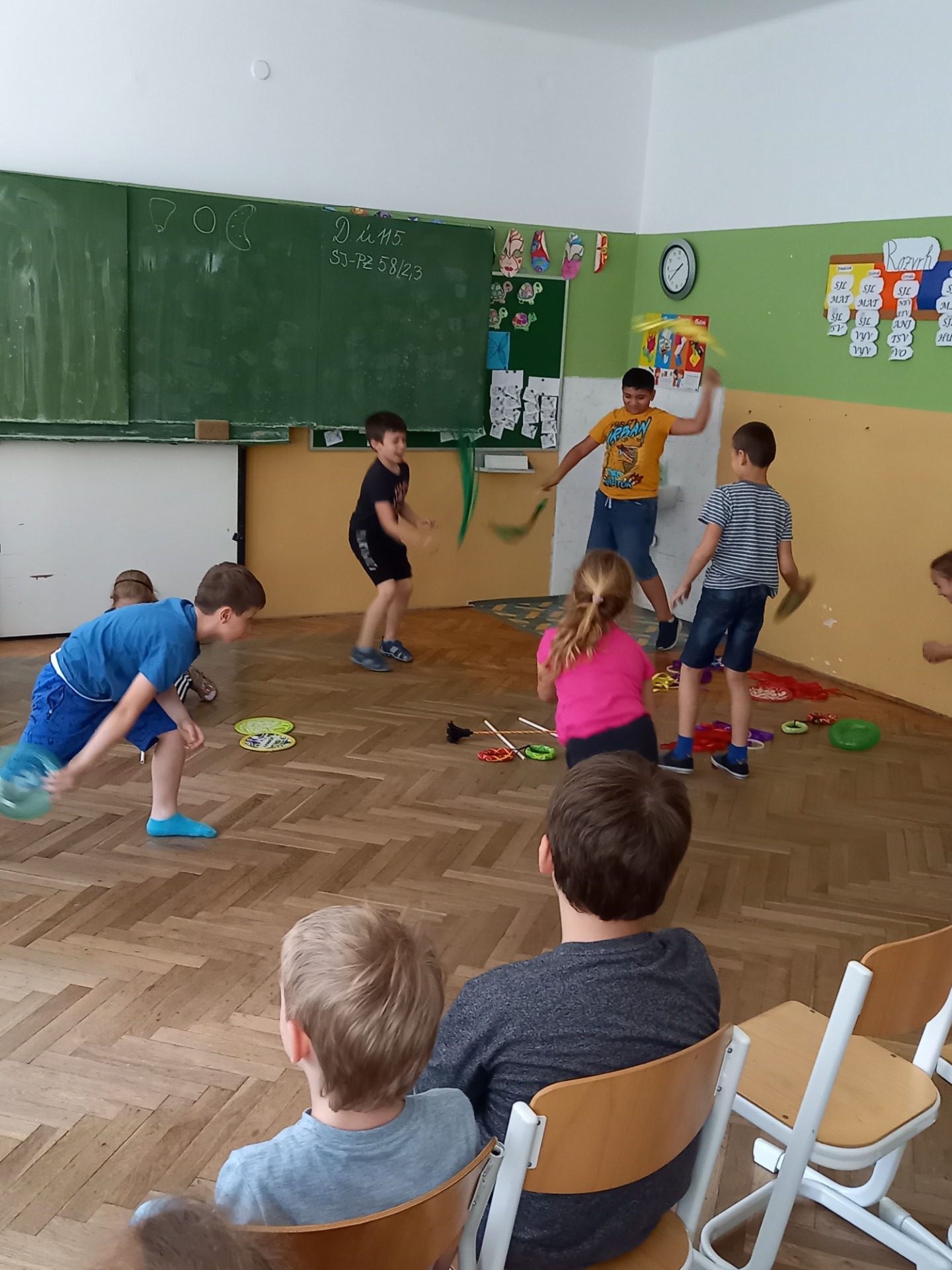 🤹‍♂️ Žonglér v školskom klube detí 👏 - Obrázok 3