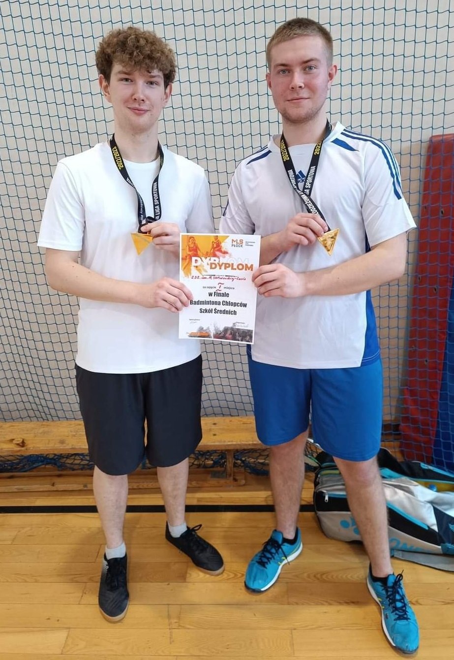 Zawody Młodzieżowej Ligi Sportowej w „Badmintona” — reprezentanci szkoły