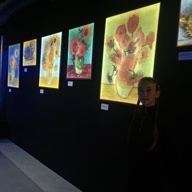 Multimedialna Wystawa Van Gogh- klasy 5 - Obrazek 3