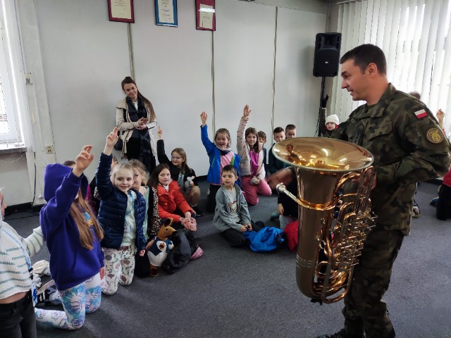 Lekcja muzyki w Orkiestrze Wojskowej w Siedlcach - Obrazek 1