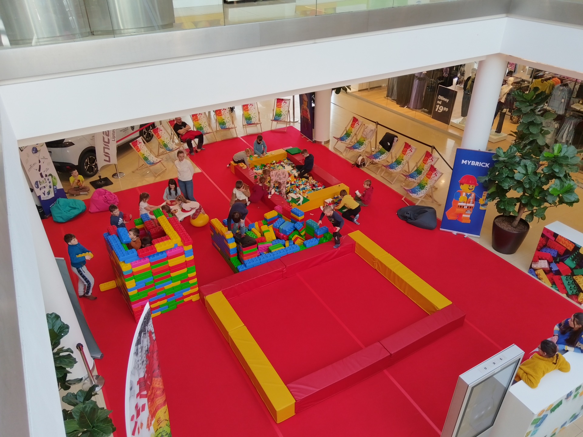 Lego herňa v nákupnom centre Stop shop - Obrázok 6