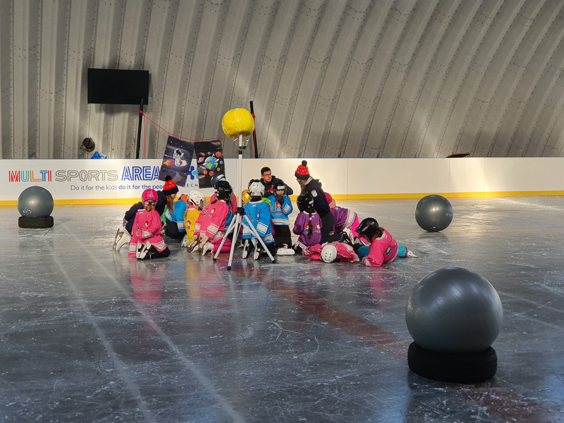 4.B Prvý týždeň školského korčuliarskeho programu - Obrázok 6